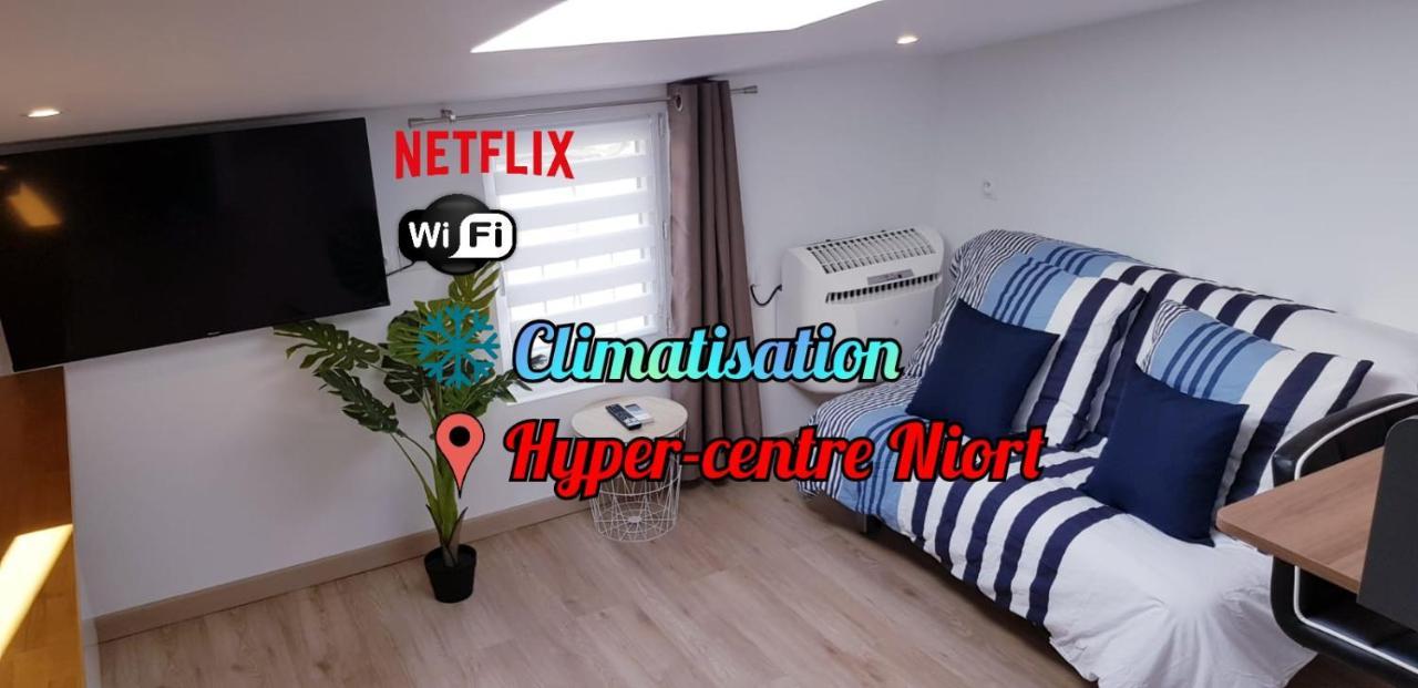 Escapade Niortaise - Studios Climatises Hyper-Centre De Niort Zewnętrze zdjęcie